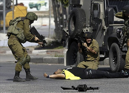 Un palestino abatido tras acuchillar a un soldado israelí Cinco palestinos martirizados en la jornada de Ira Palestina